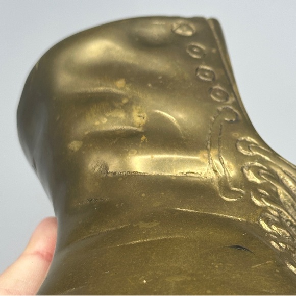 Large Brass Ladies Victorian Lace Up Heel Boot Shoe Heavy Planter Vase - Picture 12 of 15